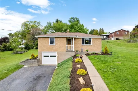 9543 Magellan Dr, Pittsburgh, PA 15237
