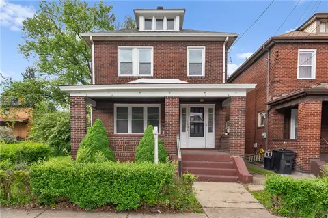 1008 Lowery St, Duquesne, PA 15110