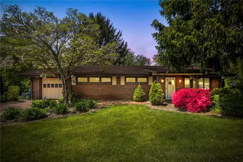 111 Pinkerton Dr, Beaver, PA 15009