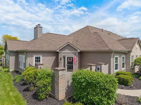 711 Wilshire Cir, Seven Fields, PA 16046