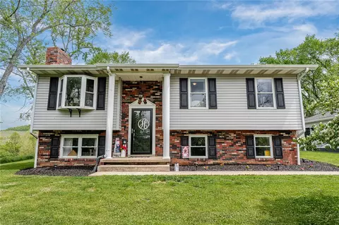 158 Sigsbee Rd, Greensboro, PA 15338