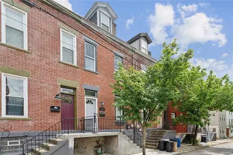 3474 Ligonier St, Pittsburgh, PA 15201