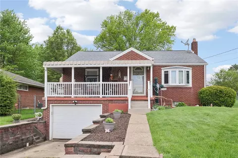 216 Eastern Dr, New Kensington, PA 15068