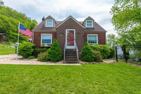 347 Madison Ave, Leechburg, PA 15656