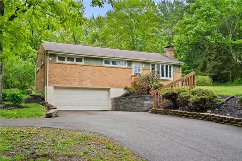 221 Neely School Rd, Wexford, PA 15090