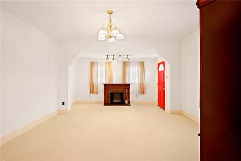 1136 2nd St, Windber, PA 15963 photo 5