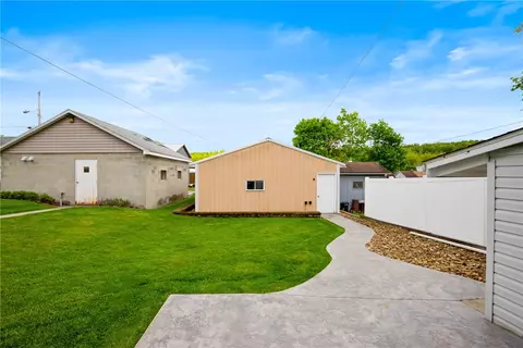 1136 2nd St, Windber, PA 15963 photo 42