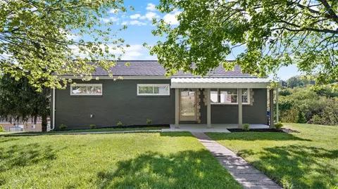1827 Brodhead Rd, Aliquippa, PA 15001