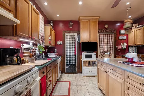Kitchen - 1320 3rd St, Clairton, PA 15025 photo 2 of 3