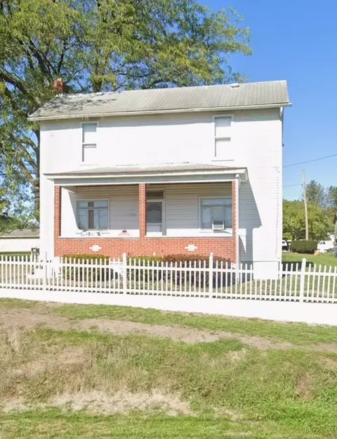 513 Mt Pleasant Rd, Scottdale, PA 15683