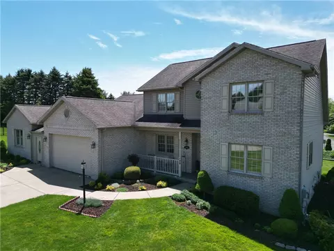 102 Manor Ct, Butler, PA 16001