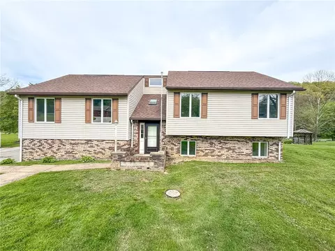 308 Diane Dr, Rural Valley, PA 16249