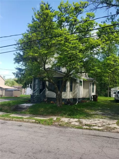 501 Hull St, Sharon, PA 16146