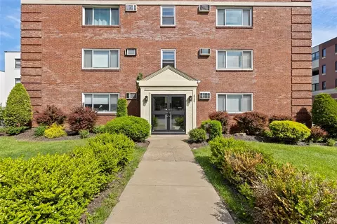 5237 5th Ave #B3, Pittsburgh, PA 15232