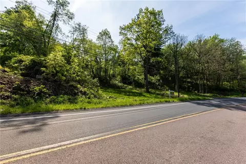 177 Mccormick Rd, Mckees Rocks, PA 15136