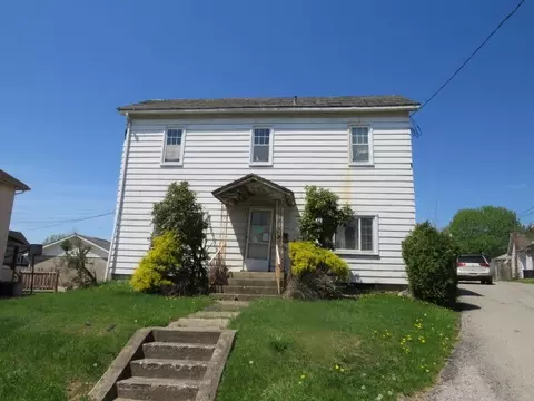 321 Pitt St, Leechburg, PA 15656