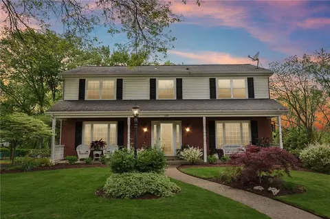 161 Penhurst Dr, Pittsburgh, PA 15235