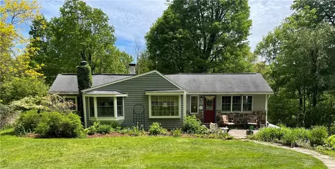 230 Trading Post Rd, Stoystown, PA 15563