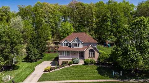624 Cheshire Dr, Seven Fields, PA 16046