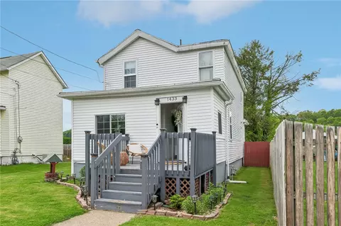 1433 4th St, Natrona Heights, PA 15065