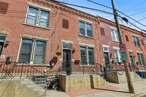 5853 Pierce St, Pittsburgh, PA 15232