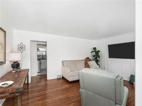 707 Atlantic Ave, Monaca, PA 15061 photo 3