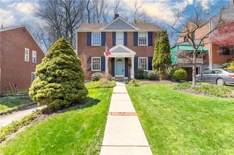 460 Thornycroft Ave, Pittsburgh, PA 15228