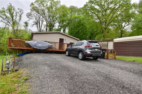 167 Whitetail Ln, Freeport, PA 16229
