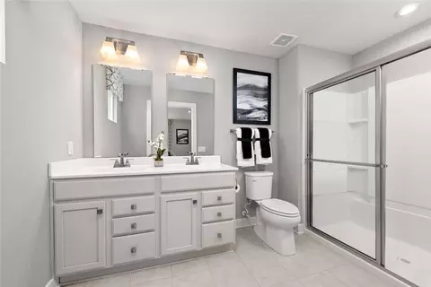 Bath - 108 Olivia Dr, Monaca, PA 15061 photo 2 of 3