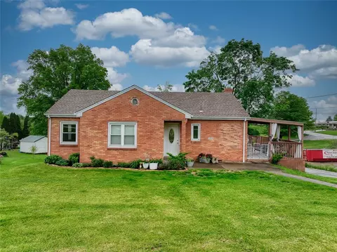 1814 Roosevelt Rd, Sewickley, PA 15143