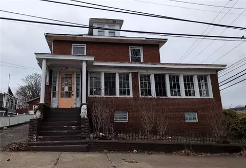 43 Mifflin Ave, Uniontown, PA 15401