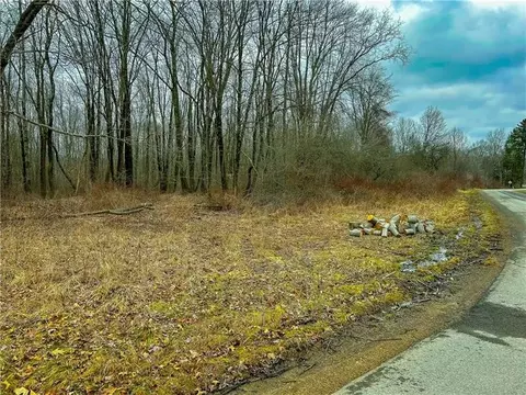 0000 S Penn Rd, Franklin, PA 16323