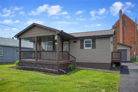 202 Youghiogheny St, Penn, PA 15675