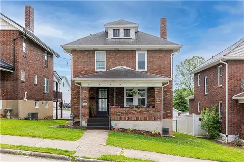 57 Laurel Ave, Washington, PA 15301