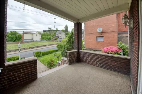 450 2nd St, Braddock, PA 15104 photo 3