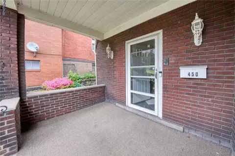 450 2nd St, Braddock, PA 15104 photo 2