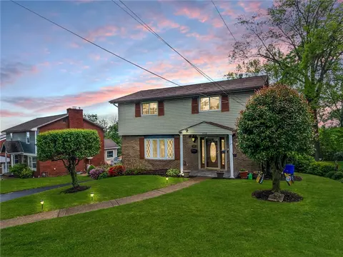 433 Brunner Dr, Monroeville, PA 15146