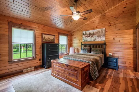 Bedroom - 7191 Loleta Rd, Sigel, PA 15860 photo 3 of 6