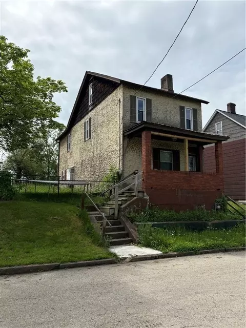 2216 Cronemeyer St, Mckeesport, PA 15132
