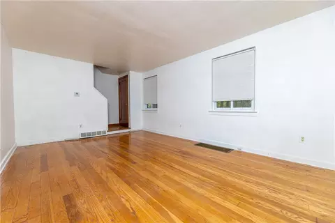Living - 531 Beulah Rd, Pittsburgh, PA 15235 photo 1 of 3