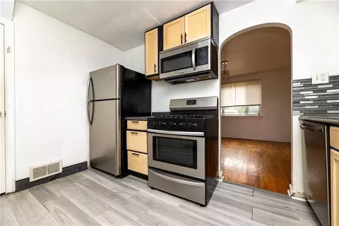 Kitchen - 531 Beulah Rd, Pittsburgh, PA 15235 photo 1 of 4