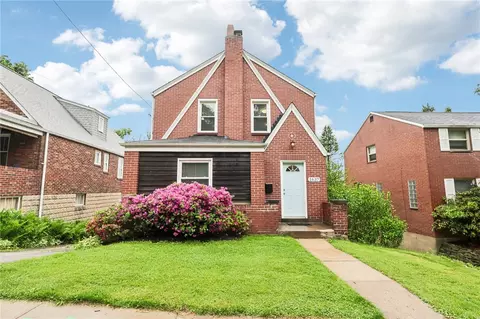1637 Doyle St, Pittsburgh, PA 15221