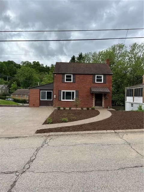 1446 White Oak Dr, Verona, PA 15147
