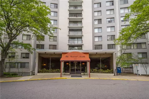 1150 Bower Hl #514B, Pittsburgh, PA 15243