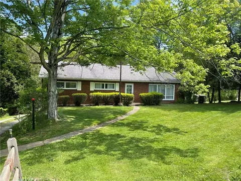 107 Pfaff Rd, Baden, PA 15005