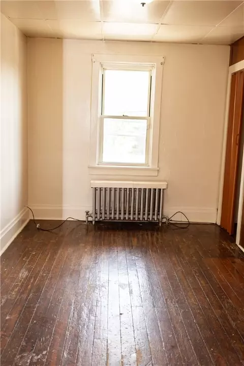 Bedroom - 1604 Ridge Ave, Braddock, PA 15104 photo 3 of 3
