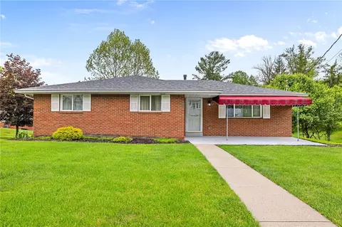 42 Biltmore Dr, Washington, PA 15301