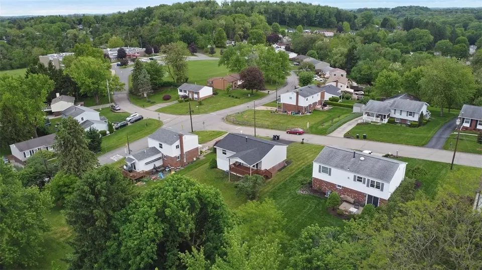  202 Win Ridge Dr, Coraopolis, PA 15108 photo 31
