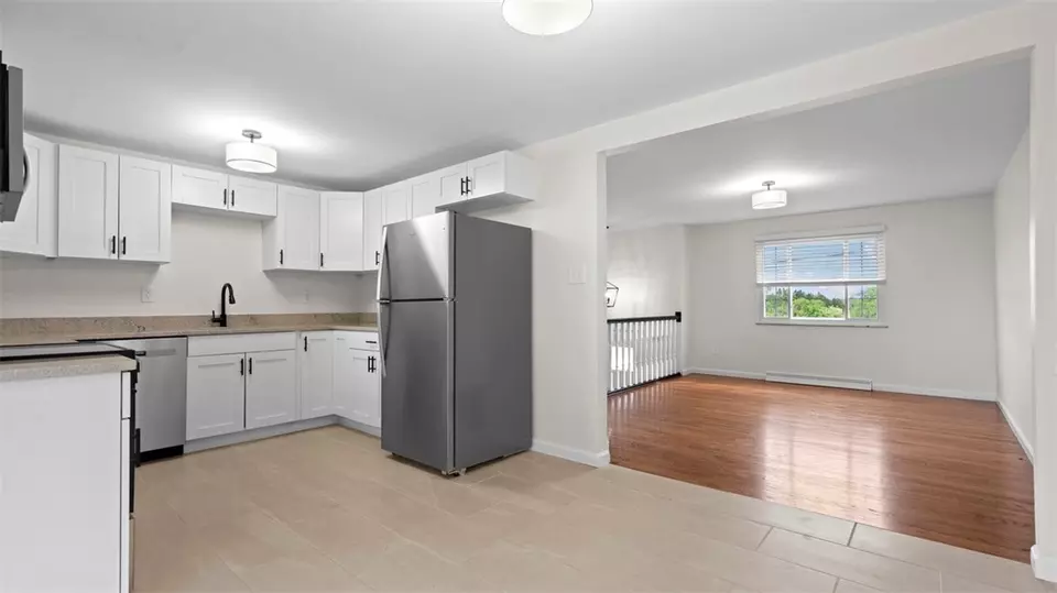  202 Win Ridge Dr, Coraopolis, PA 15108 photo 6