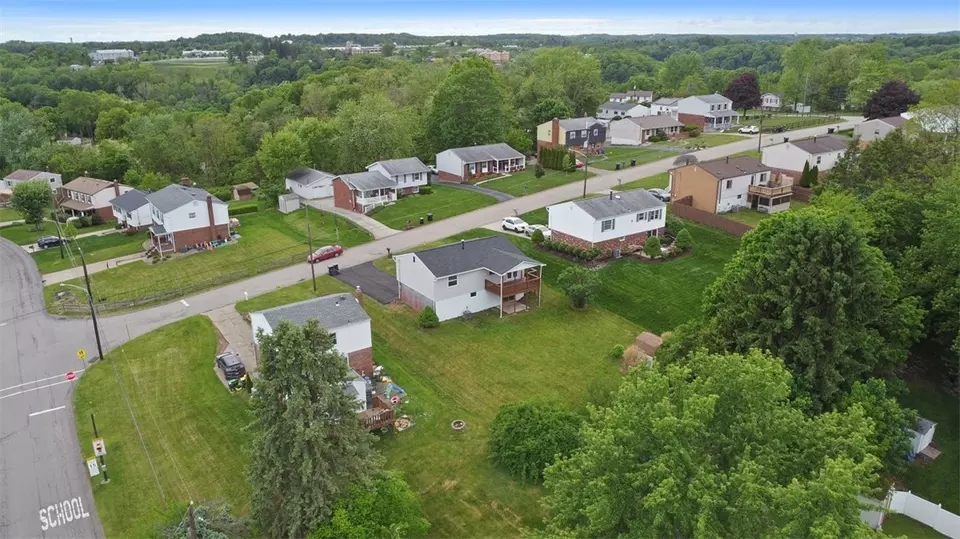  202 Win Ridge Dr, Coraopolis, PA 15108 photo 32